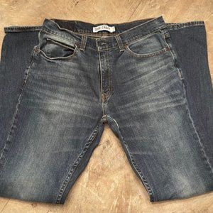 EUC, Men's True Craft Athletic Jeans, Size 33×34